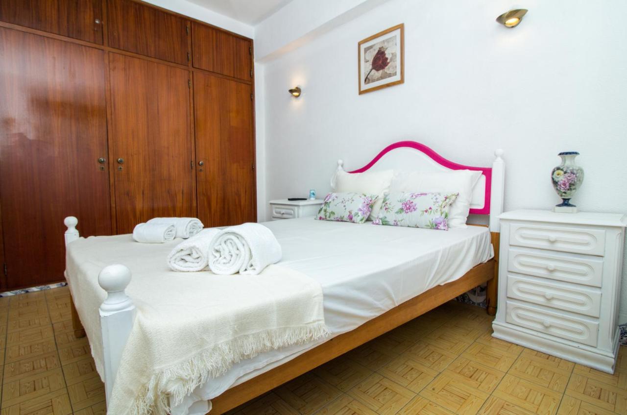 Ocean View Apartment - Pool And Sea View & Albufeira Center מראה חיצוני תמונה