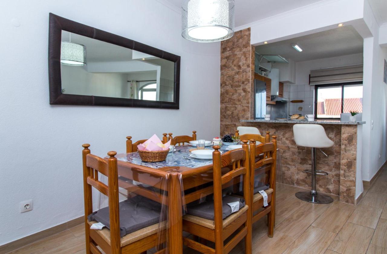 Ocean View Apartment - Pool And Sea View & Albufeira Center מראה חיצוני תמונה